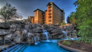 Looking At Pigeon Forge Hotels? Try This Fun-Filled and High –End Option!
