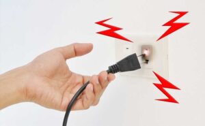 10 Common Electrical Problems That Homeowners Deal With
