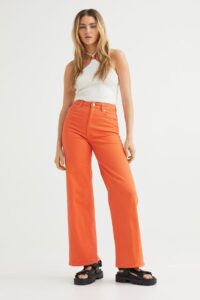Orange Pants: Ideas, Looks, Creative, Aesthetic